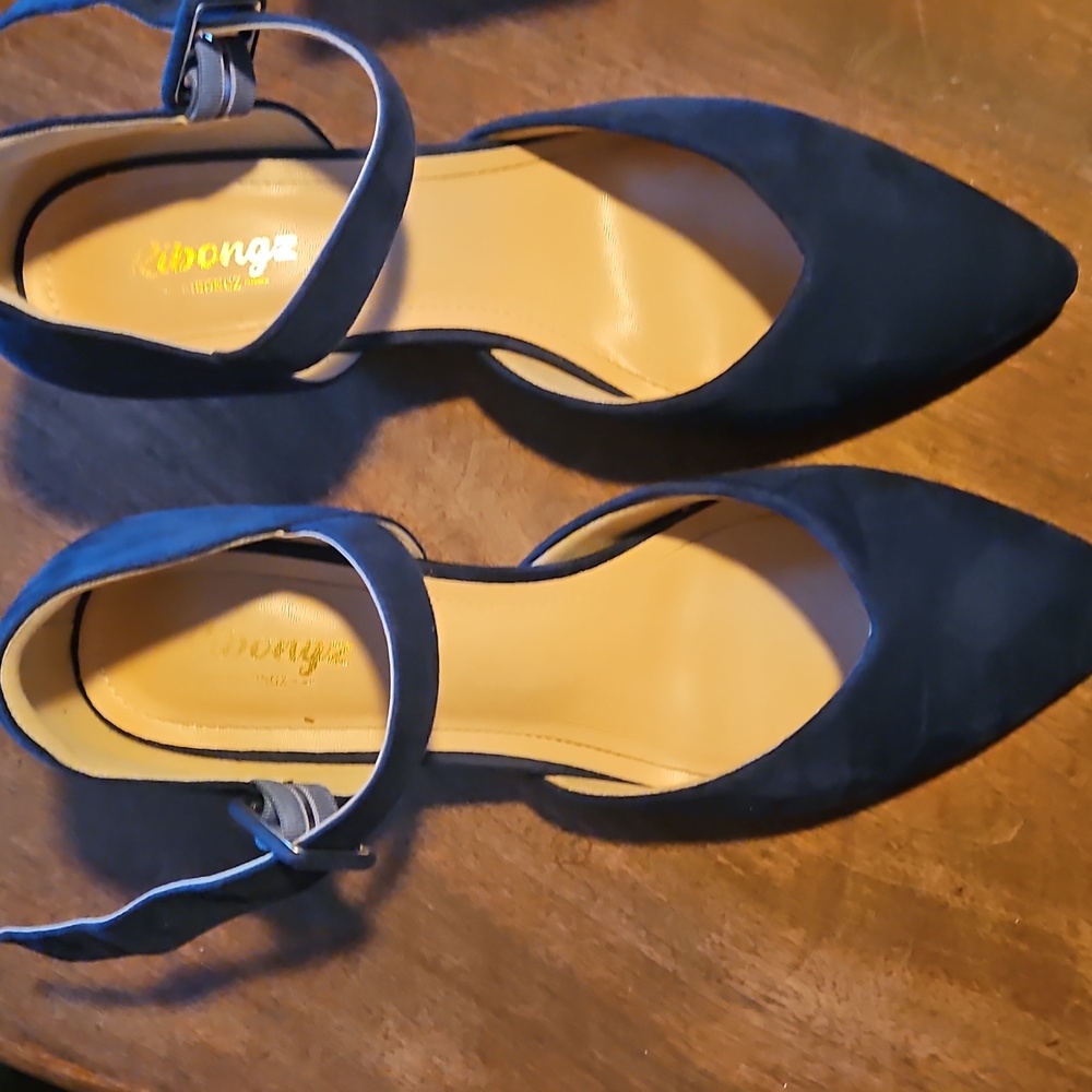 Elegant Blue Suede Women's Heels - Picture 4 of 7